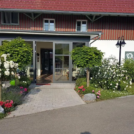 Landgut Apfelrose Friedrichshafen