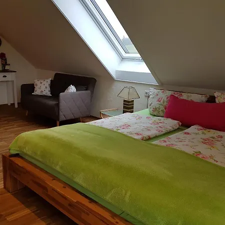 ゲストハウス Landgut Apfelrose