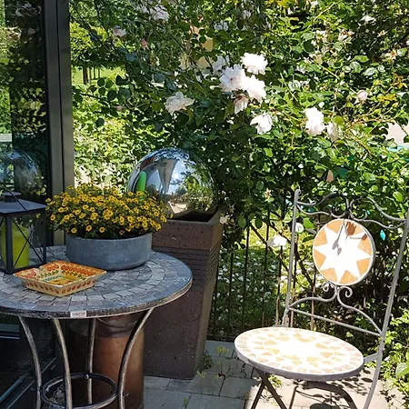 Landgut Apfelrose ゲストハウス フリードリヒスハーフェン