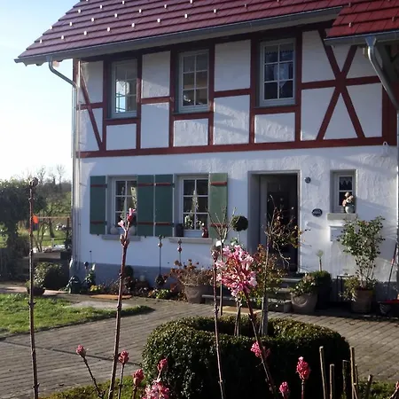 ゲストハウス Landgut Apfelrose 4*