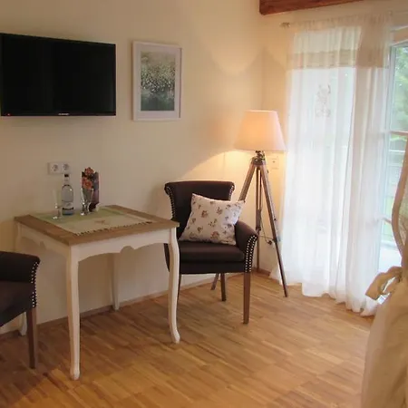 Гостевой дом Landgut Apfelrose Фридрихсхафен