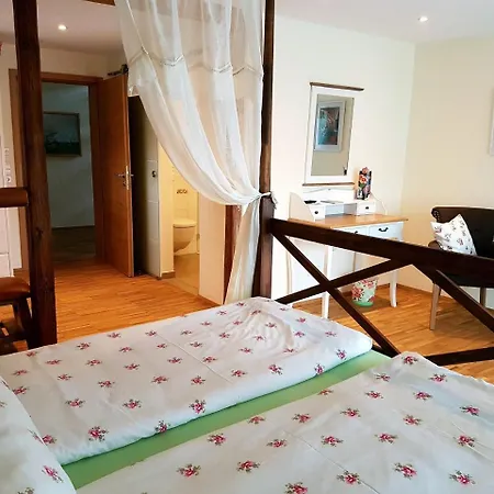 Landgut Apfelrose 4* フリードリヒスハーフェン