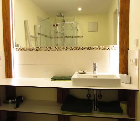 Landgut Apfelrose 4*